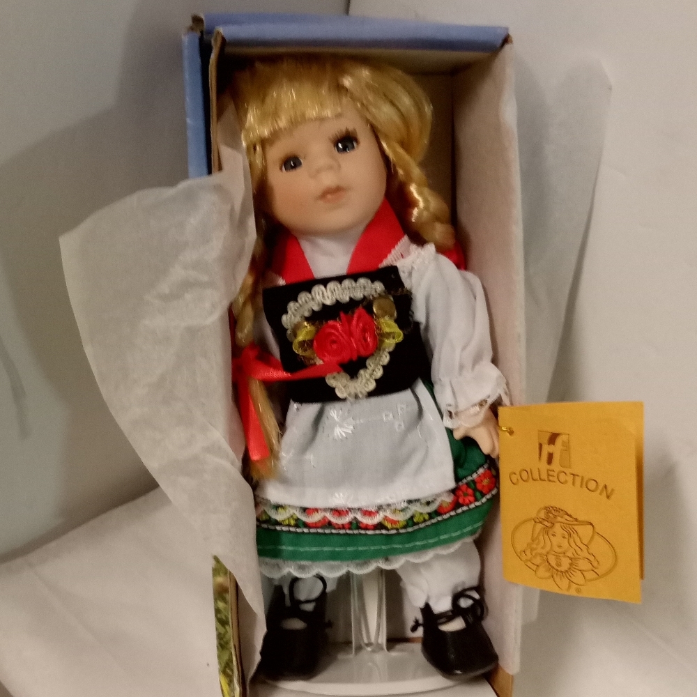 Vintage GERMAN Fine Porcelain 8" Doll Collection Excellent Pre-owned NIB